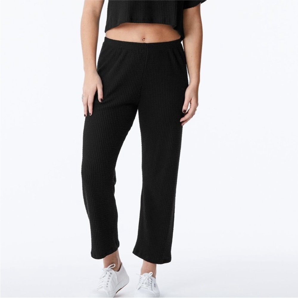 Joah Brown Modal Jersey Stretchy Straight Leg Cropped Pants In Black Size S/M
